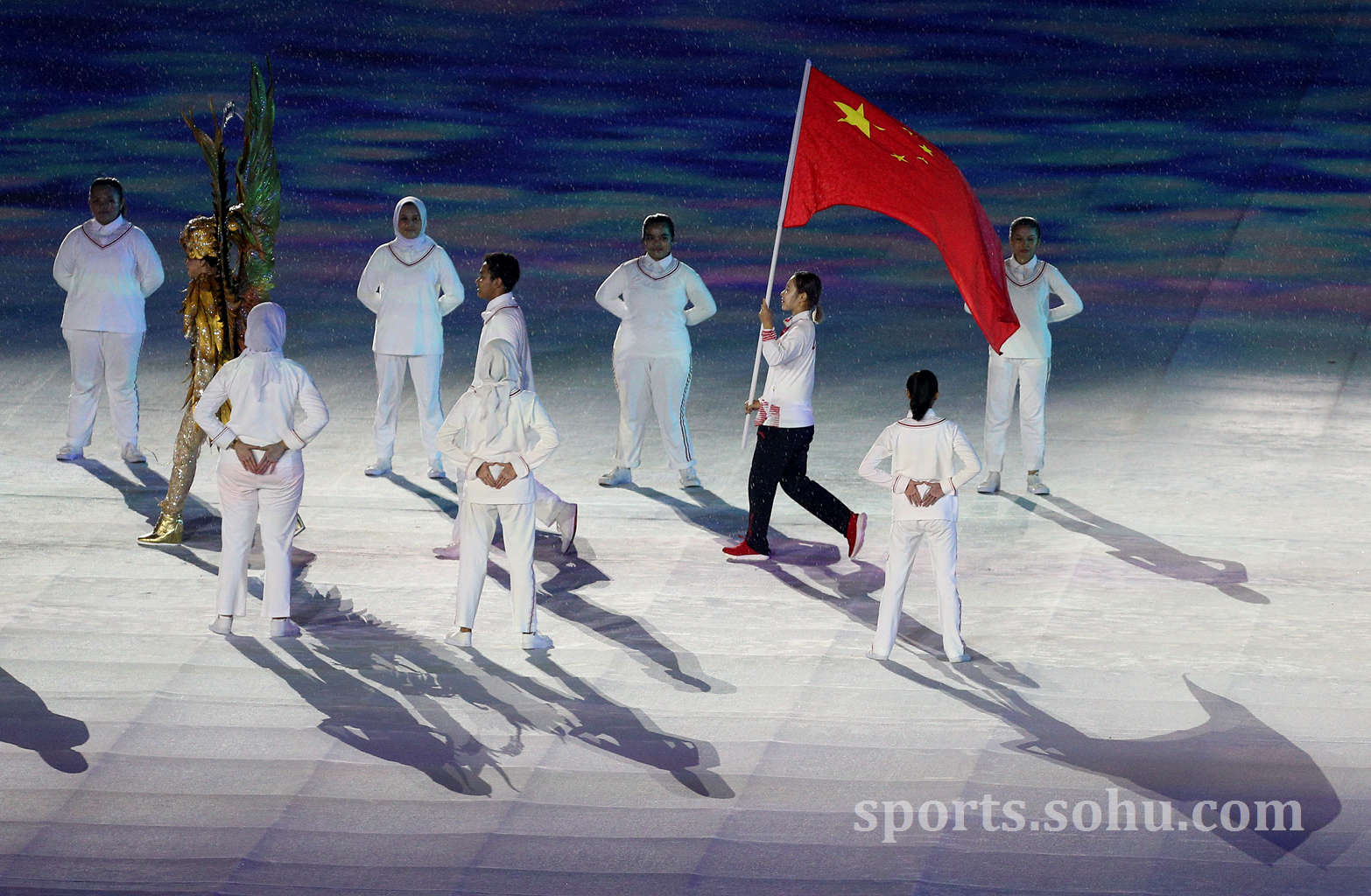 印度尼西亚亚运会中国代表团抵达雅加达出征备战备战。 印度尼西亚亚运会中国代表团抵达雅加达出征备战备战。