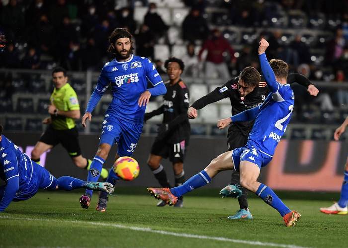 维罗纳主场负于亚特兰大,保级困境逐渐加深的简单介绍 维罗纳主场负于亚特兰大,保级困境逐渐加深的简单介绍