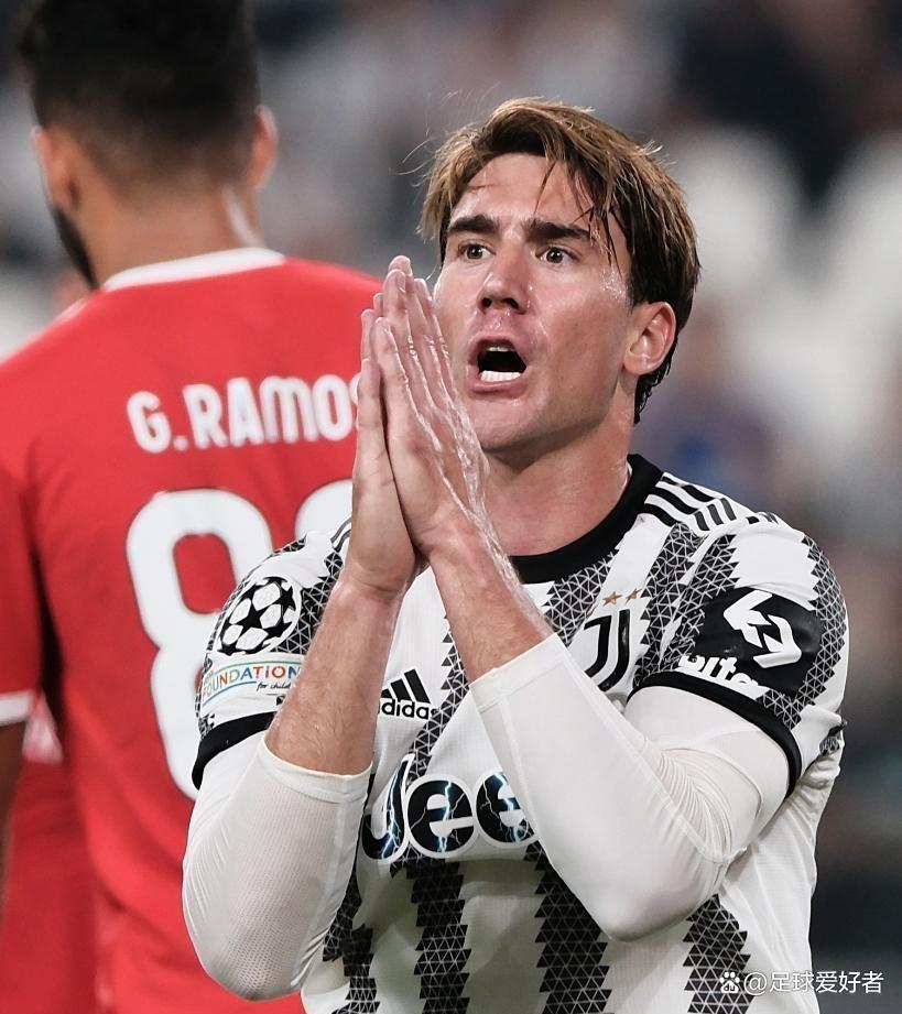 乐鱼体育登陆入口-尤文图斯防守稳固，豪取欧冠胜利！