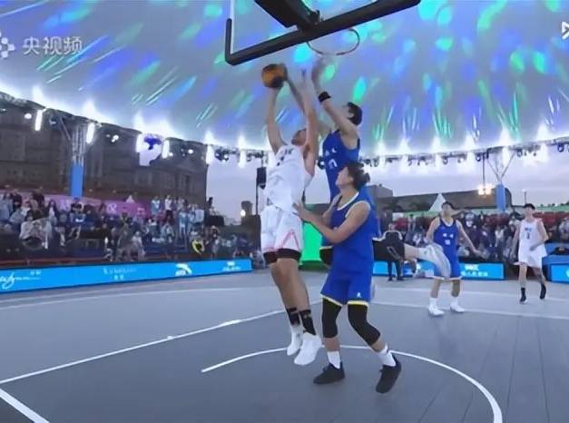 关于江苏队翻盘76人，王哲林统治全场的信息