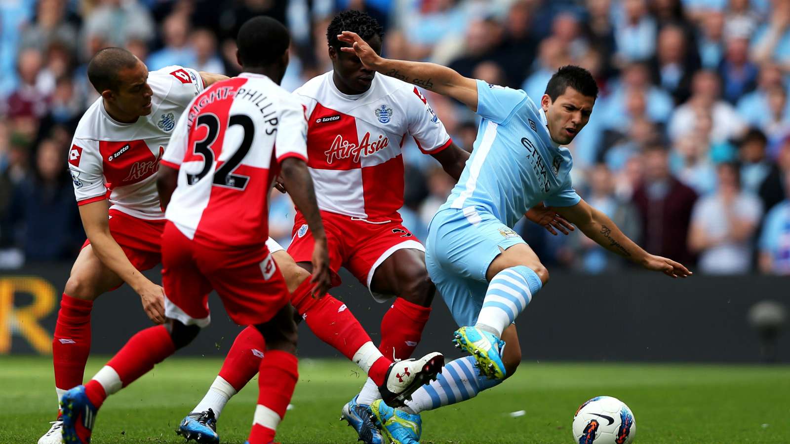 包含荷兰绝杀AC米兰，阿圭罗关键制胜的词条